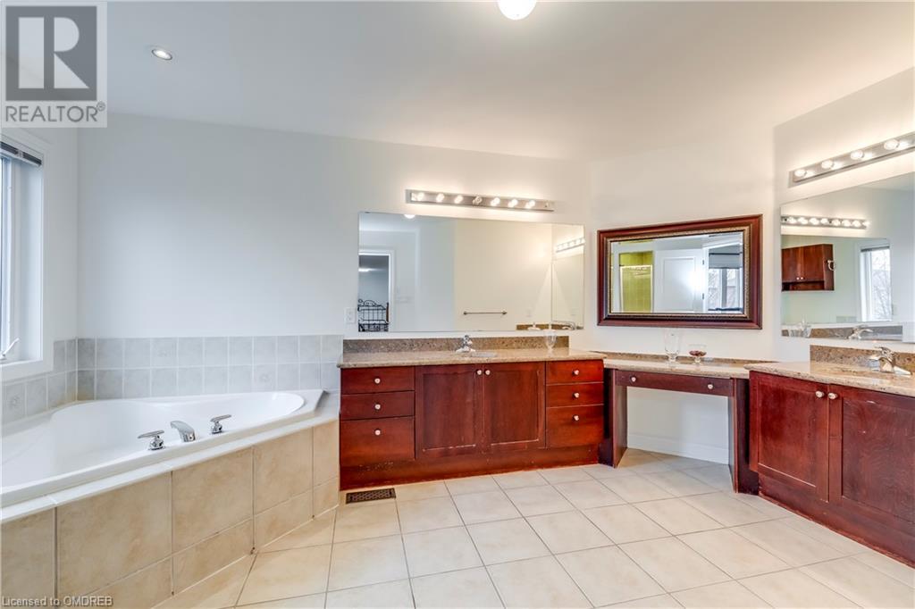 285 Great Lakes Boulevard, Oakville, Ontario  L6L 6V2 - Photo 18 - 40528687