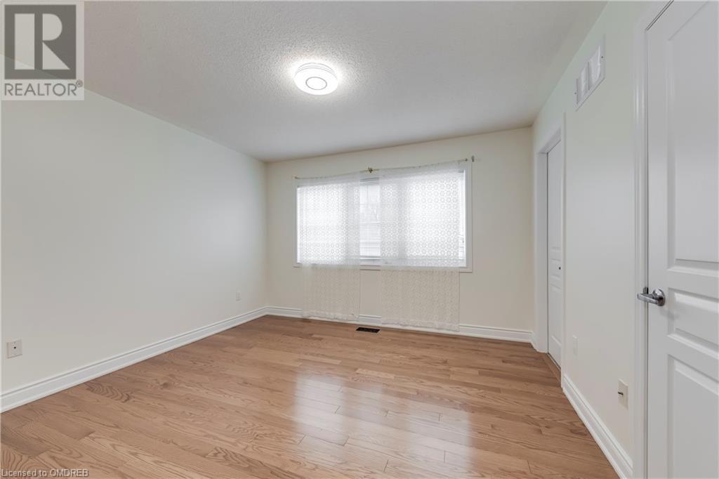 285 Great Lakes Boulevard, Oakville, Ontario  L6L 6V2 - Photo 19 - 40528687