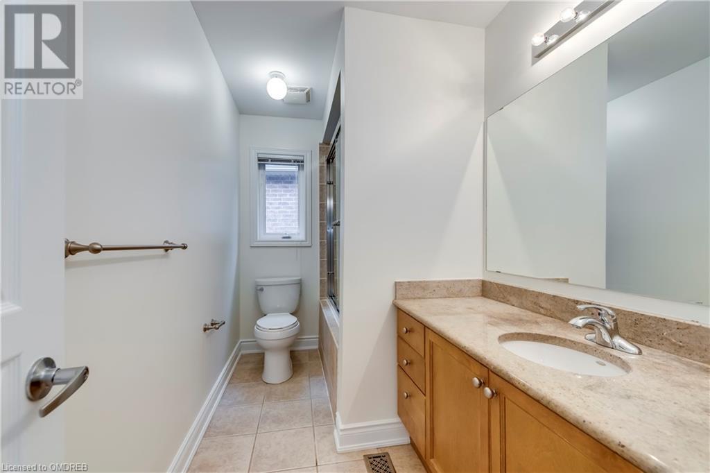 285 Great Lakes Boulevard, Oakville, Ontario  L6L 6V2 - Photo 24 - 40528687