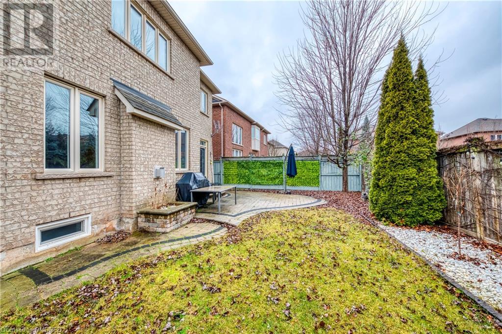 285 Great Lakes Boulevard, Oakville, Ontario  L6L 6V2 - Photo 40 - 40528687