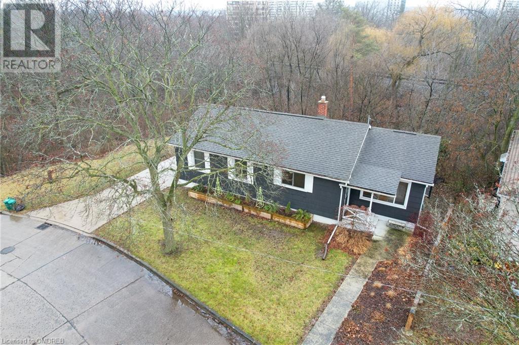 28 Cliff Road, St. Catharines, Ontario  L2R 3W1 - Photo 1 - 40526990