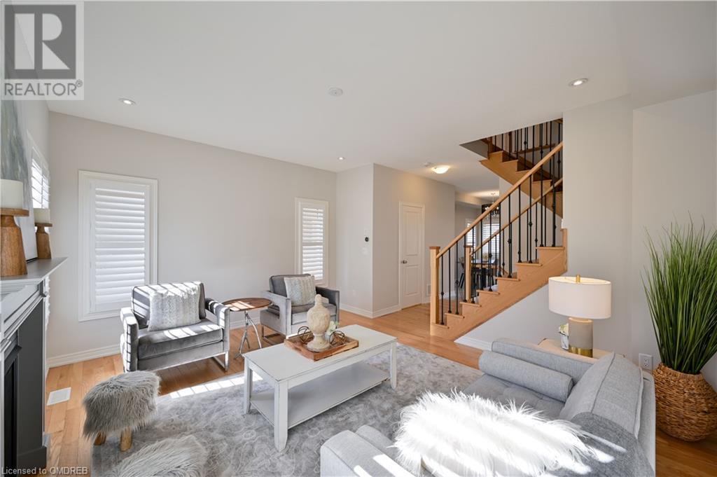 3934 Tufgar Crescent, Burlington, Ontario  L7M 1P8 - Photo 8 - 40526483