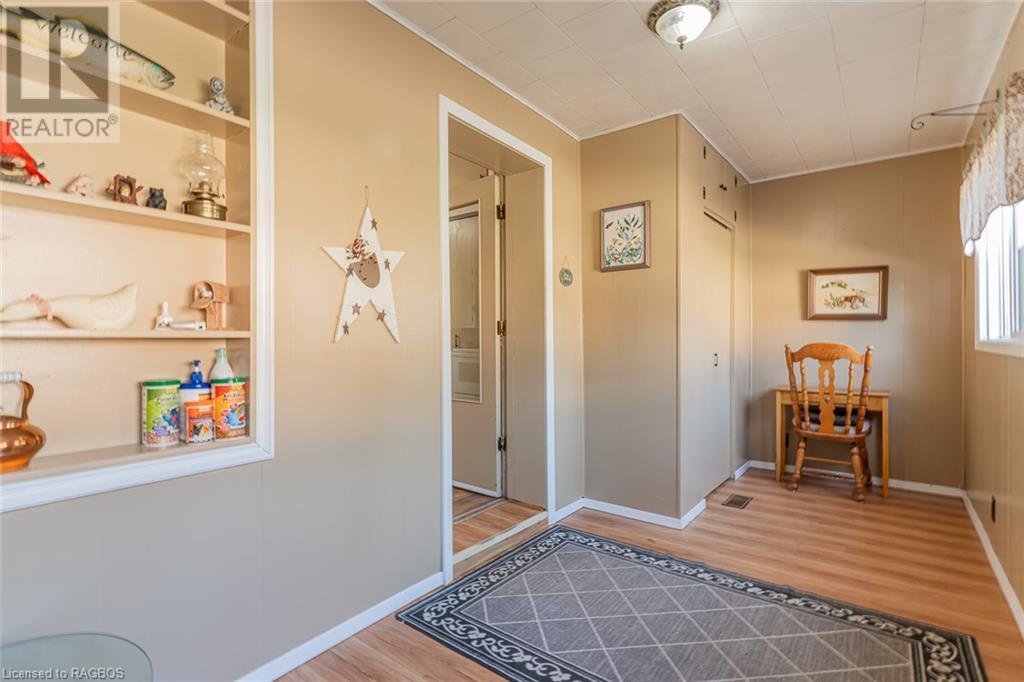 555 Mary Street, Wiarton, Ontario  N0H 2T0 - Photo 6 - 40527298