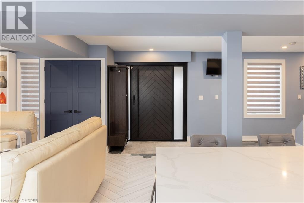 676 Bayshore Boulevard, Burlington, Ontario  L7T 1T2 - Photo 4 - 40528611