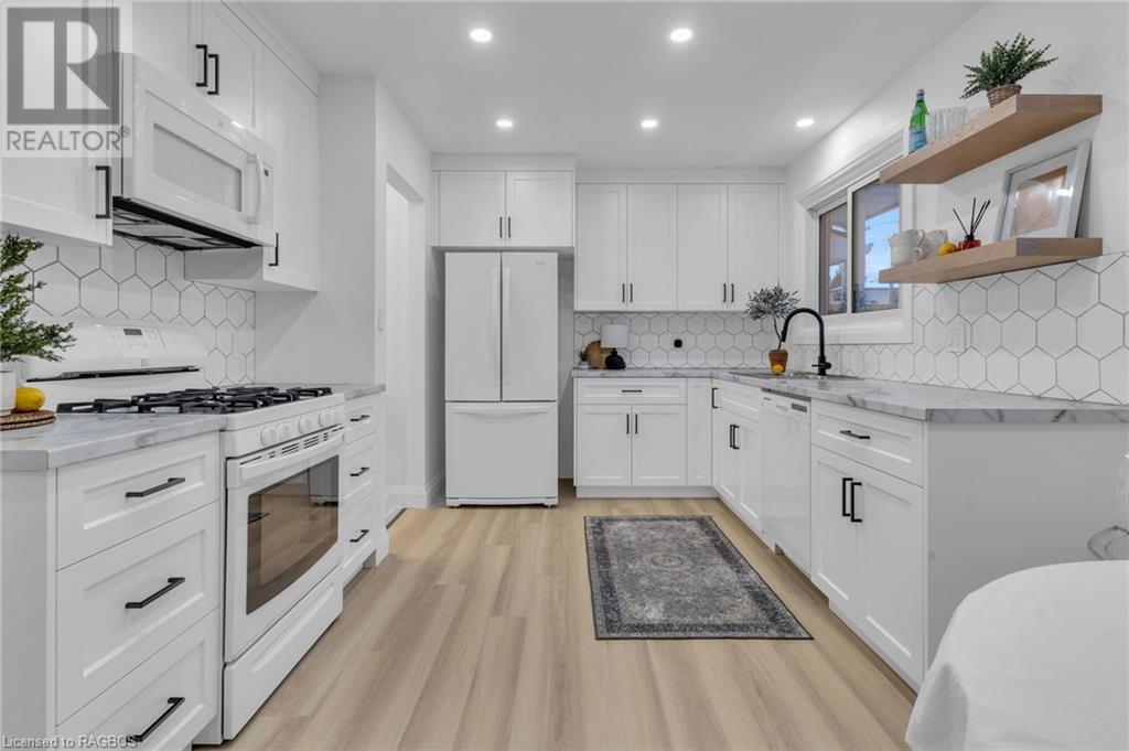 720 John Street W, Listowel, Ontario  N4W 3M9 - Photo 14 - 40529138