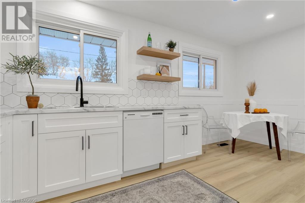 720 John Street W, Listowel, Ontario  N4W 3M9 - Photo 16 - 40529138