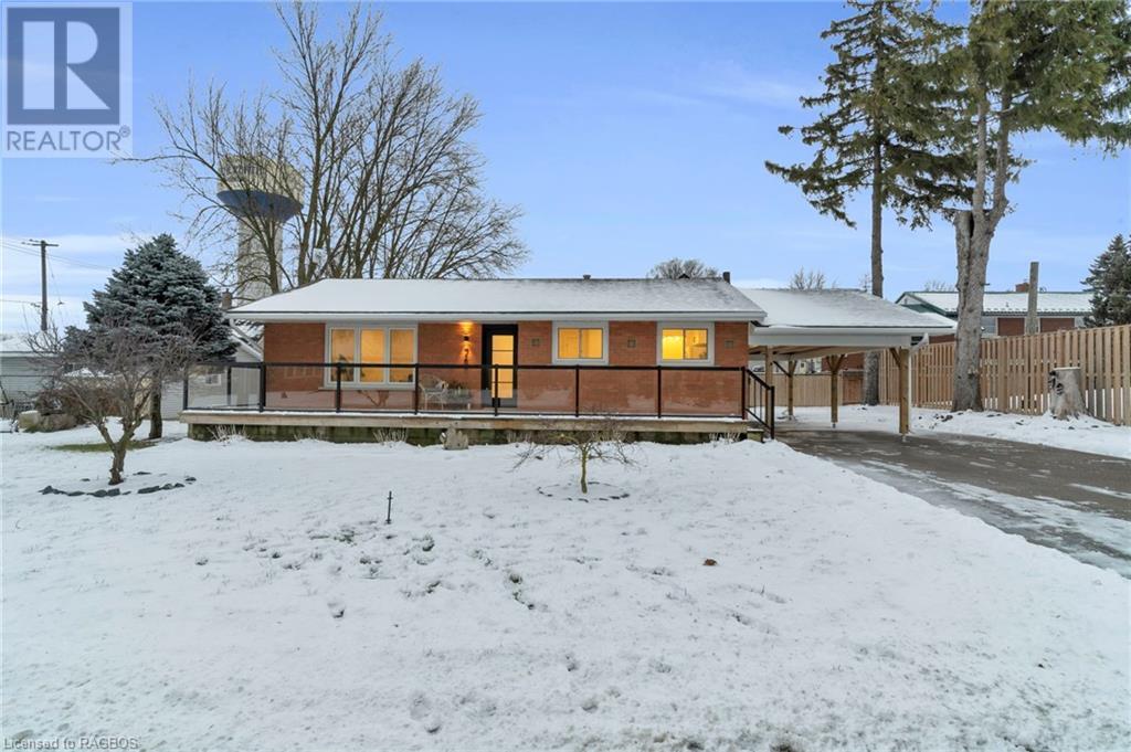 720 John Street W, Listowel, Ontario  N4W 3M9 - Photo 2 - 40529138