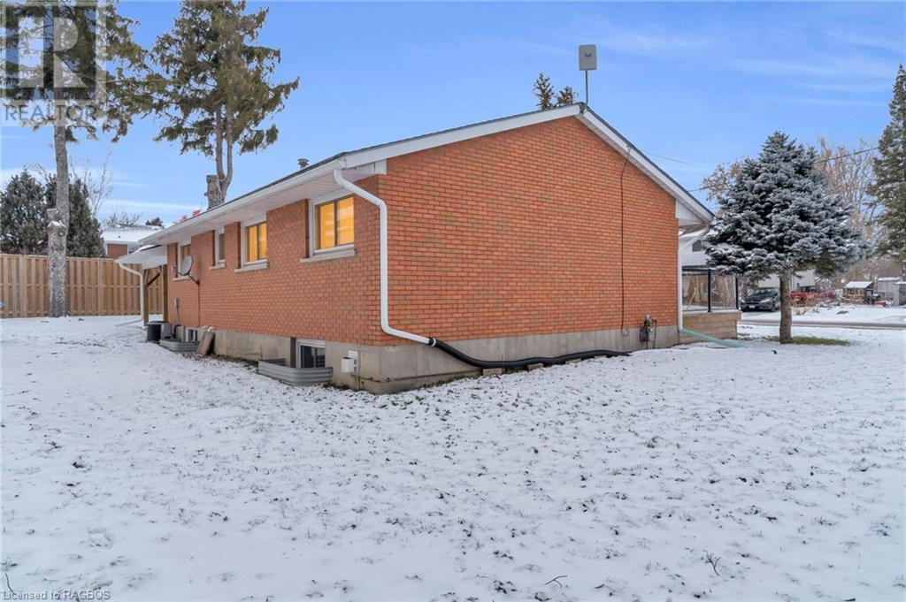 720 John Street W, Listowel, Ontario  N4W 3M9 - Photo 34 - 40529138