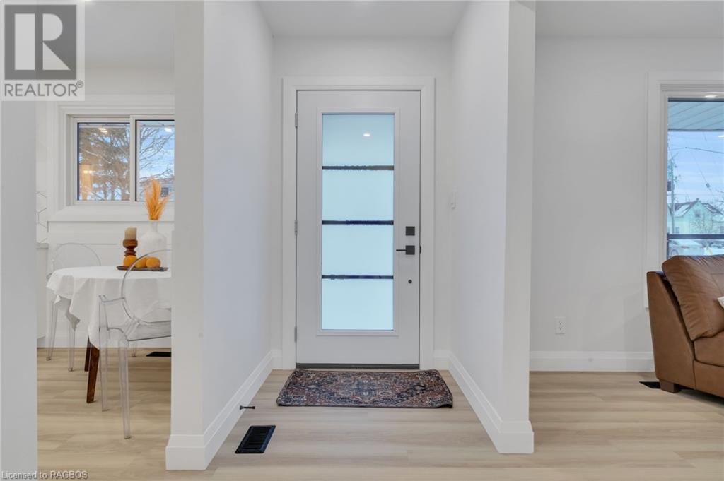 720 John Street W, Listowel, Ontario  N4W 3M9 - Photo 9 - 40529138