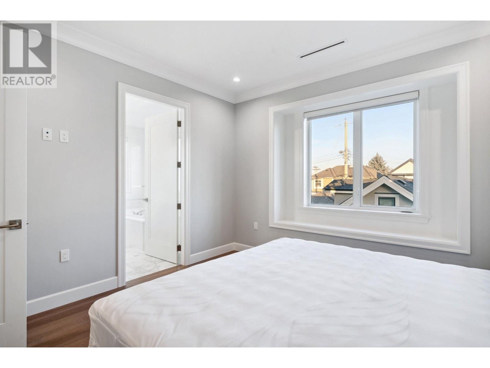 7032 Stirling Street, Vancouver, British Columbia  V5P 4H5 - Photo 12 - R2841457