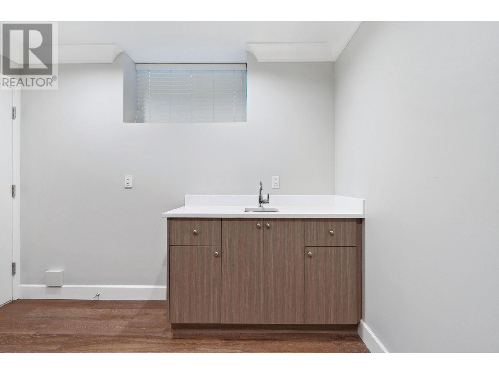 7032 Stirling Street, Vancouver, British Columbia  V5P 4H5 - Photo 22 - R2841457