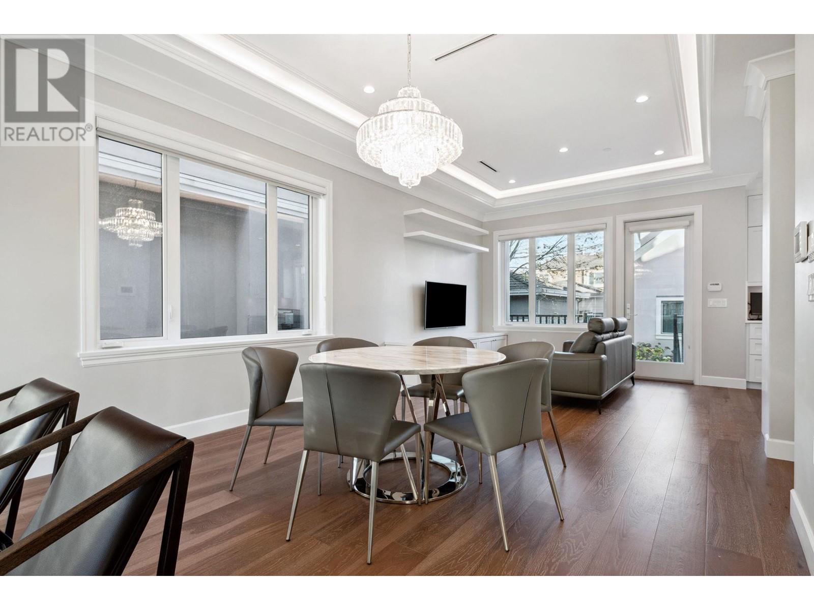 7032 Stirling Street, Vancouver, British Columbia  V5P 4H5 - Photo 5 - R2841457