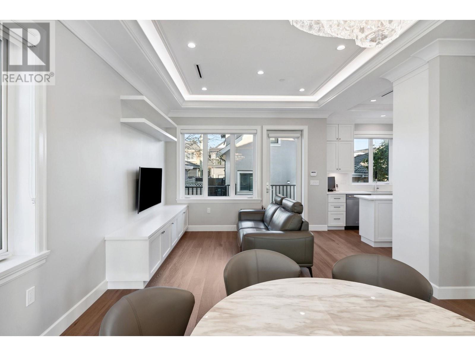 7032 Stirling Street, Vancouver, British Columbia  V5P 4H5 - Photo 6 - R2841457