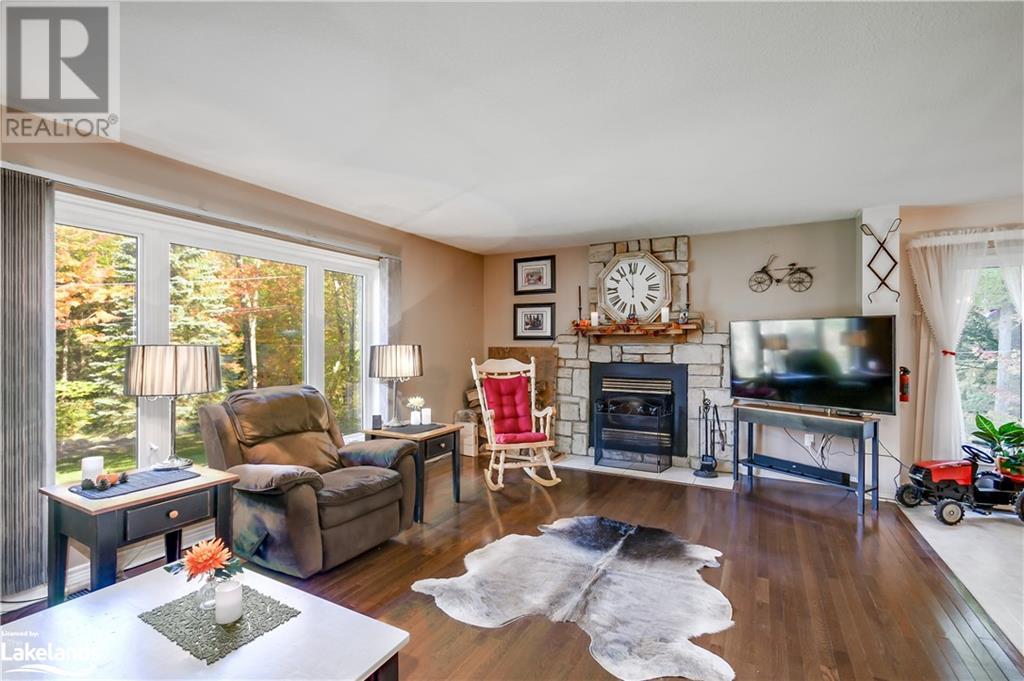 1518 Lone Pine Drive, Bracebridge, Ontario  P1L 1X4 - Photo 9 - 40529315