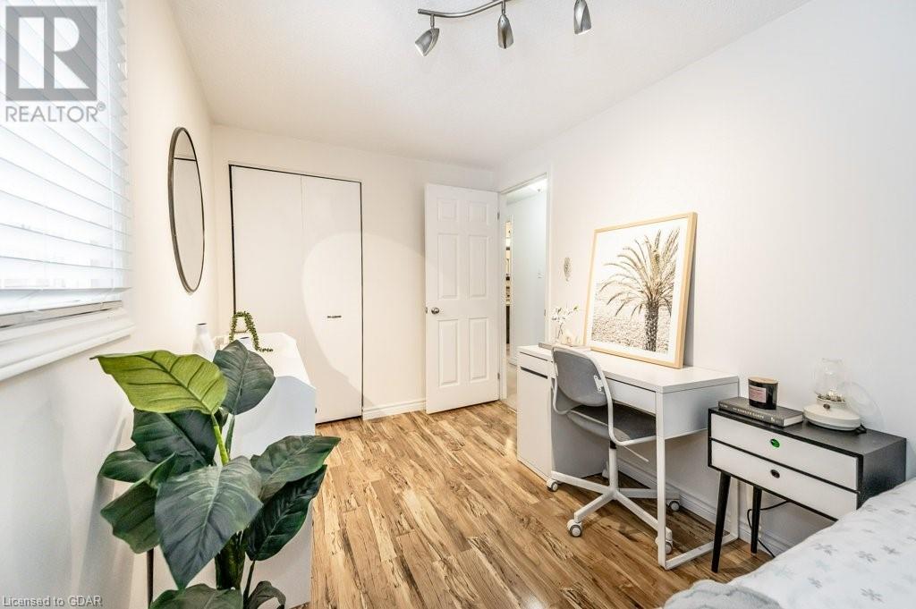 376 Ironwood Road, Guelph, Ontario  N1G 3N8 - Photo 12 - 40528097