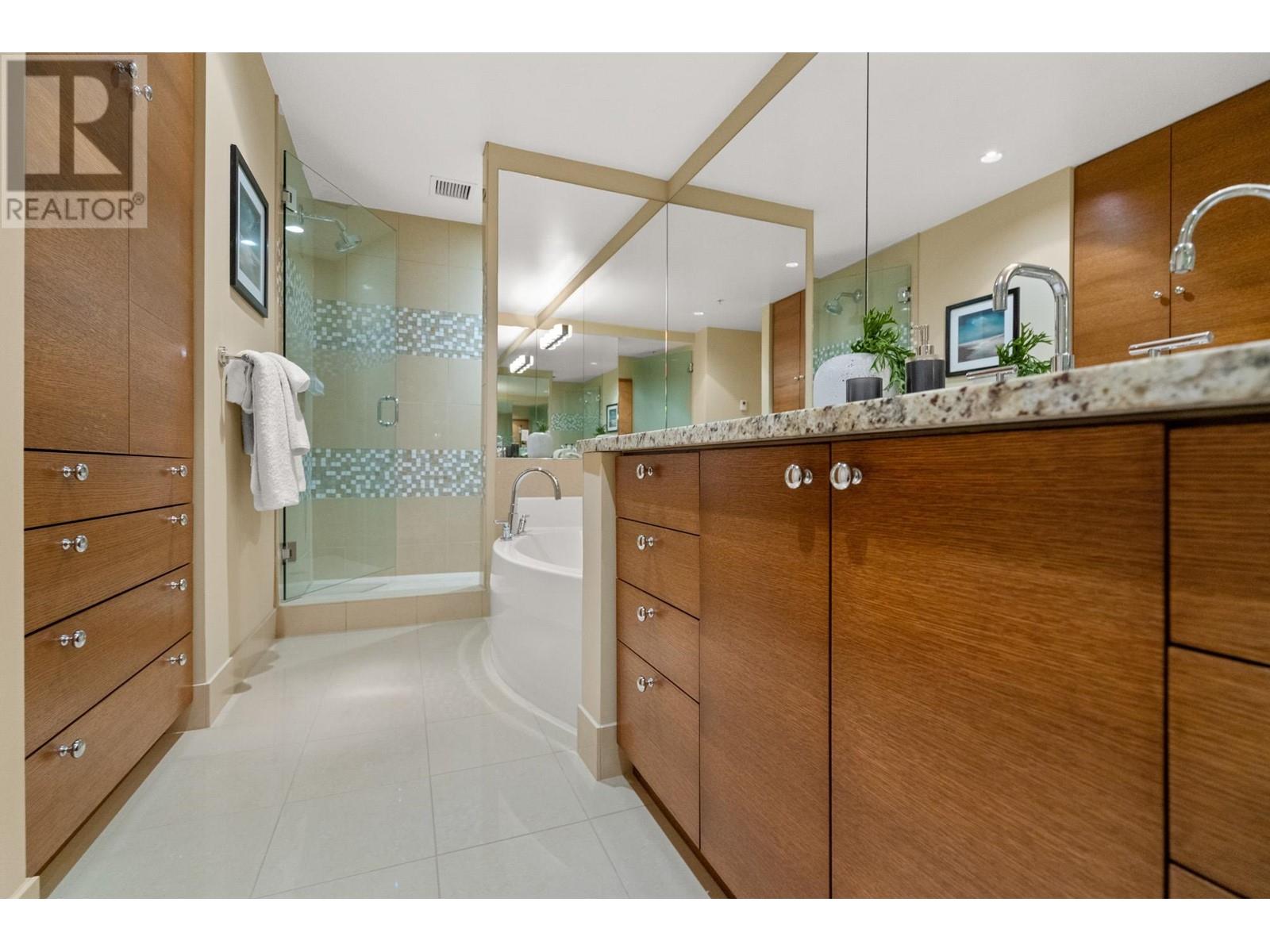 Ph7 618 Abbott Street, Vancouver, British Columbia  V6B 0B9 - Photo 33 - R2841472