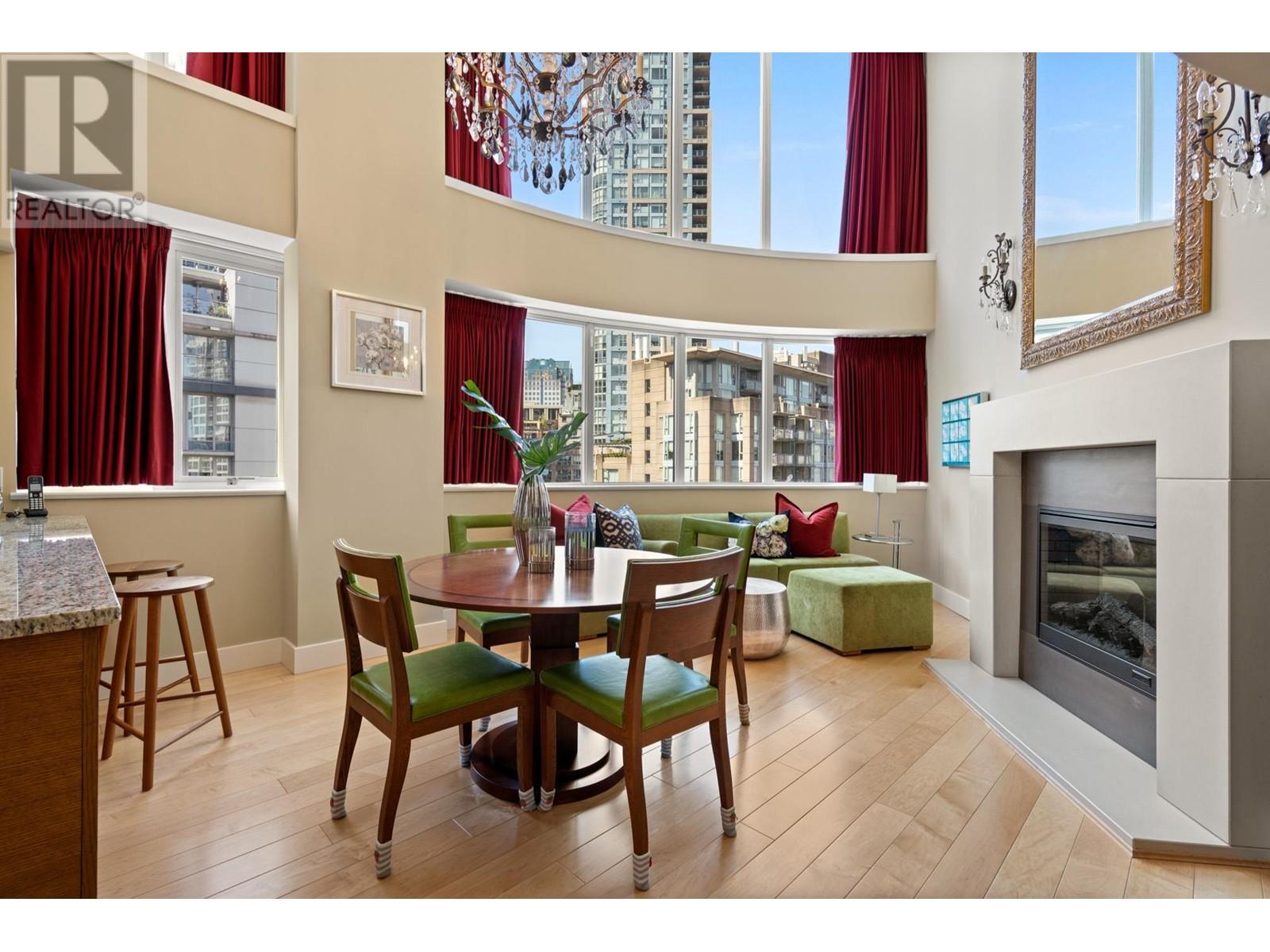 Ph7 618 Abbott Street, Vancouver, British Columbia  V6B 0B9 - Photo 4 - R2841472