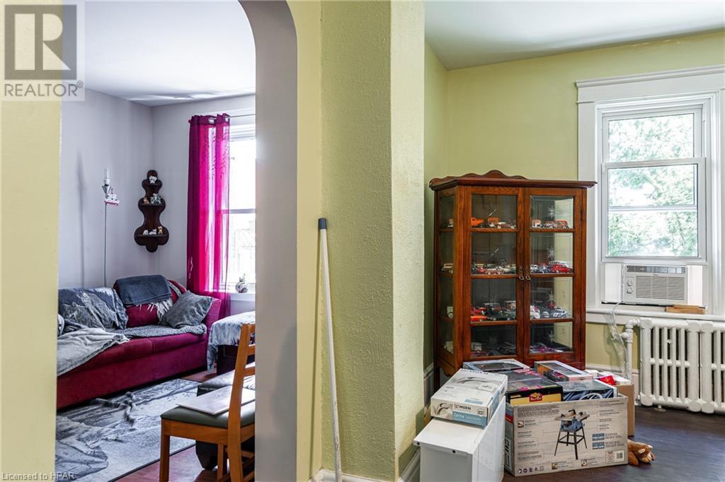475 Ontario Street, Stratford, Ontario  N5A 3J1 - Photo 17 - 40529473