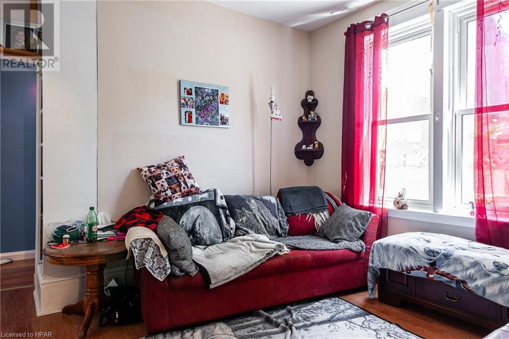 475 Ontario Street, Stratford, Ontario  N5A 3J1 - Photo 18 - 40529473