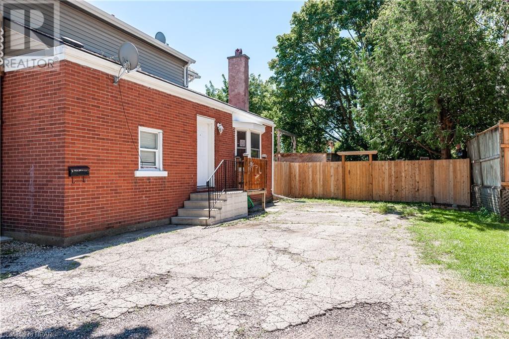 475 Ontario Street, Stratford, Ontario  N5A 3J1 - Photo 26 - 40529473