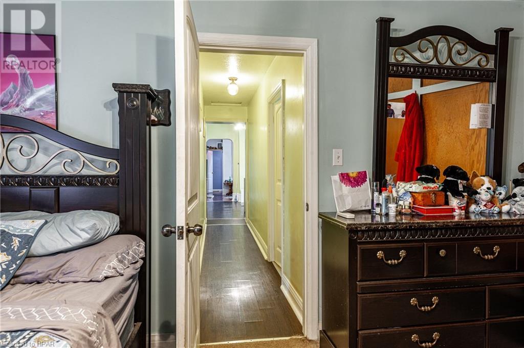 475 Ontario Street, Stratford, Ontario  N5A 3J1 - Photo 8 - 40529473