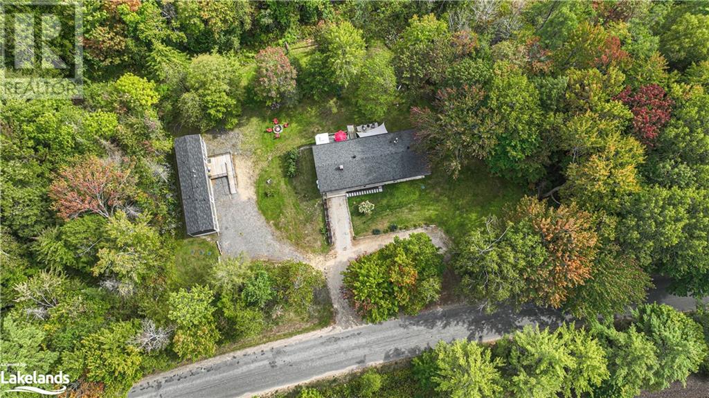 <h3>$949,000</h3><p>1108 Winhara Road, Gravenhurst, Ontario</p>