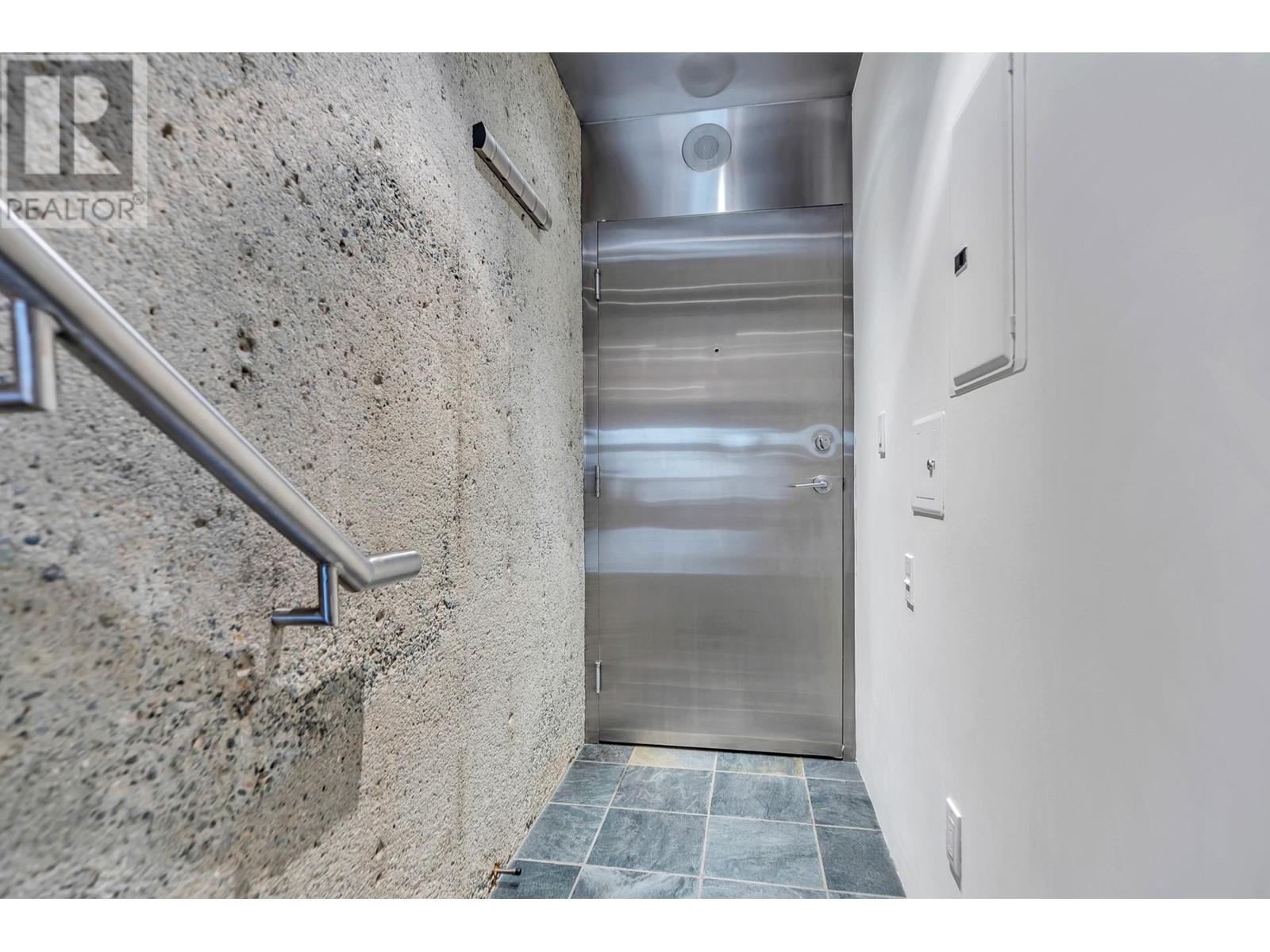 804 518 Beatty Street, Vancouver, British Columbia  V6B 6G8 - Photo 3 - R2840490