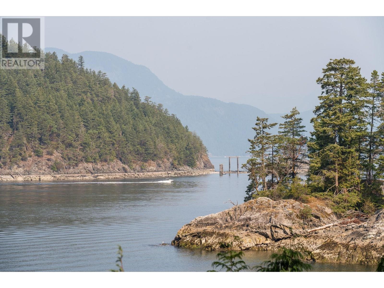 1558 Mount Gardner Road, Bowen Island, British Columbia  V0N 1G2 - Photo 4 - R2813825