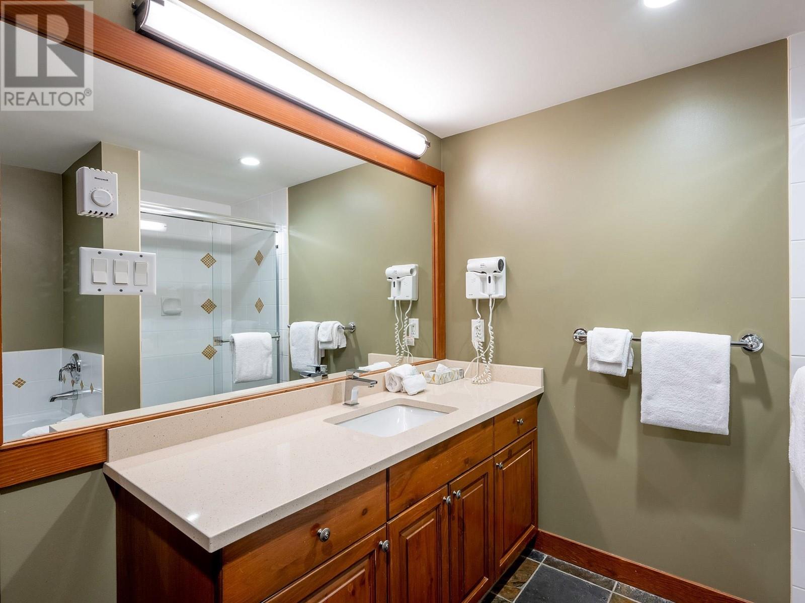 207 G3 4653 Blackcomb Way, Whistler, British Columbia  V8E 0Y9 - Photo 13 - R2841558