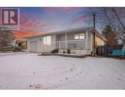 110 Hilltop Crescent Thickwood, Fort McMurray, Ca