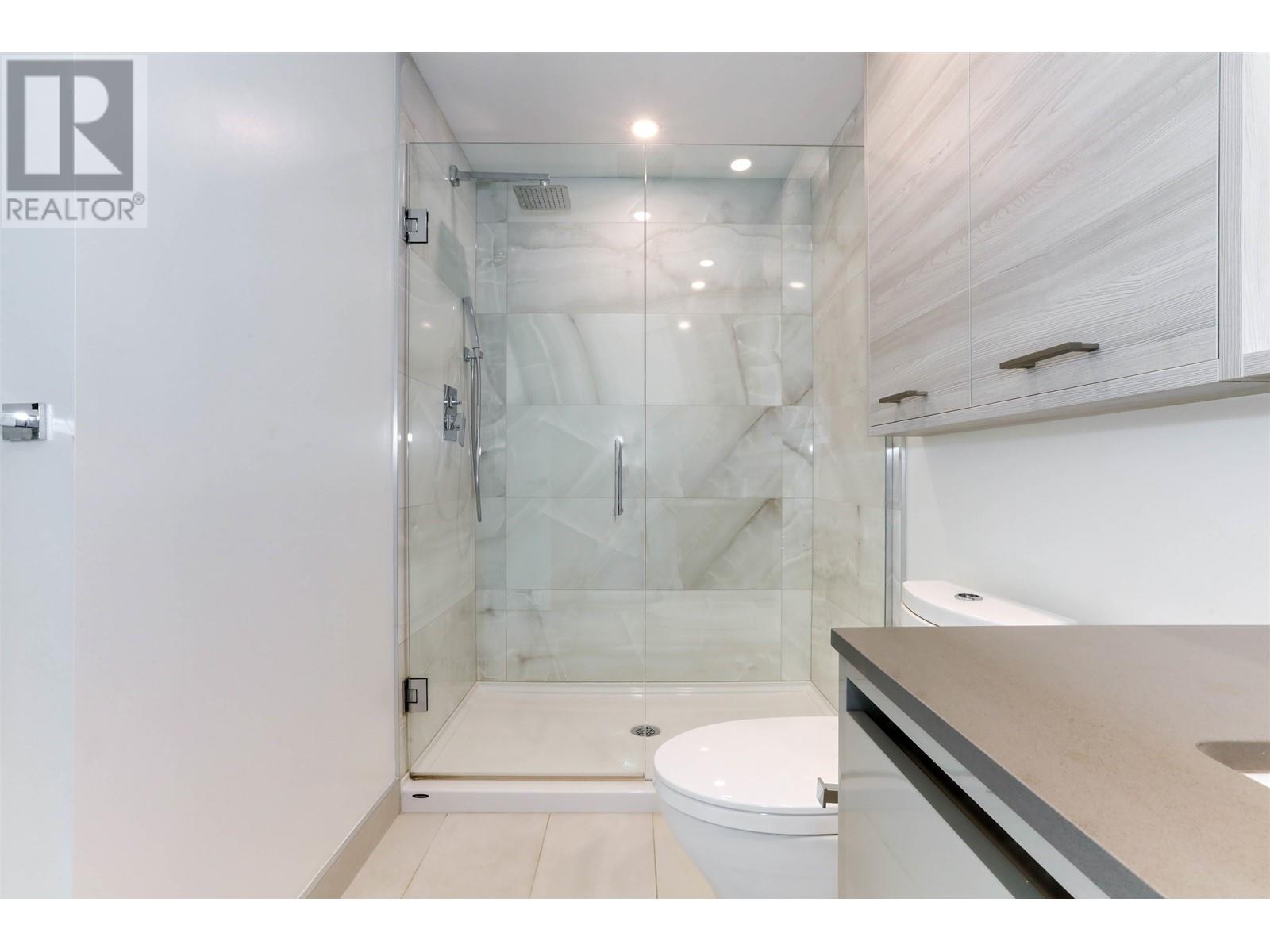 301 4488 Juneau Street, Burnaby, British Columbia  V5C 0M4 - Photo 13 - R2841687