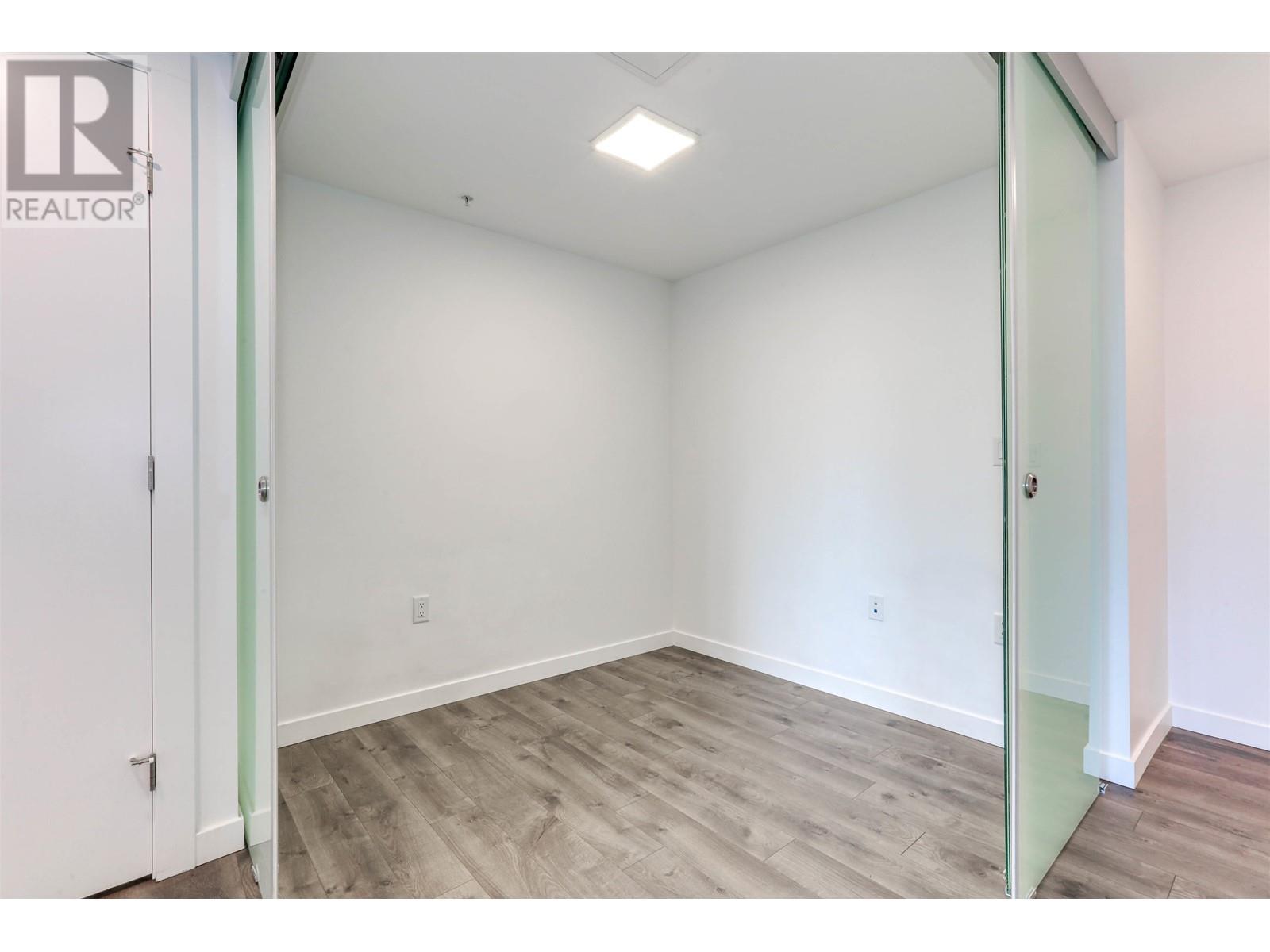 301 4488 Juneau Street, Burnaby, British Columbia  V5C 0M4 - Photo 14 - R2841687