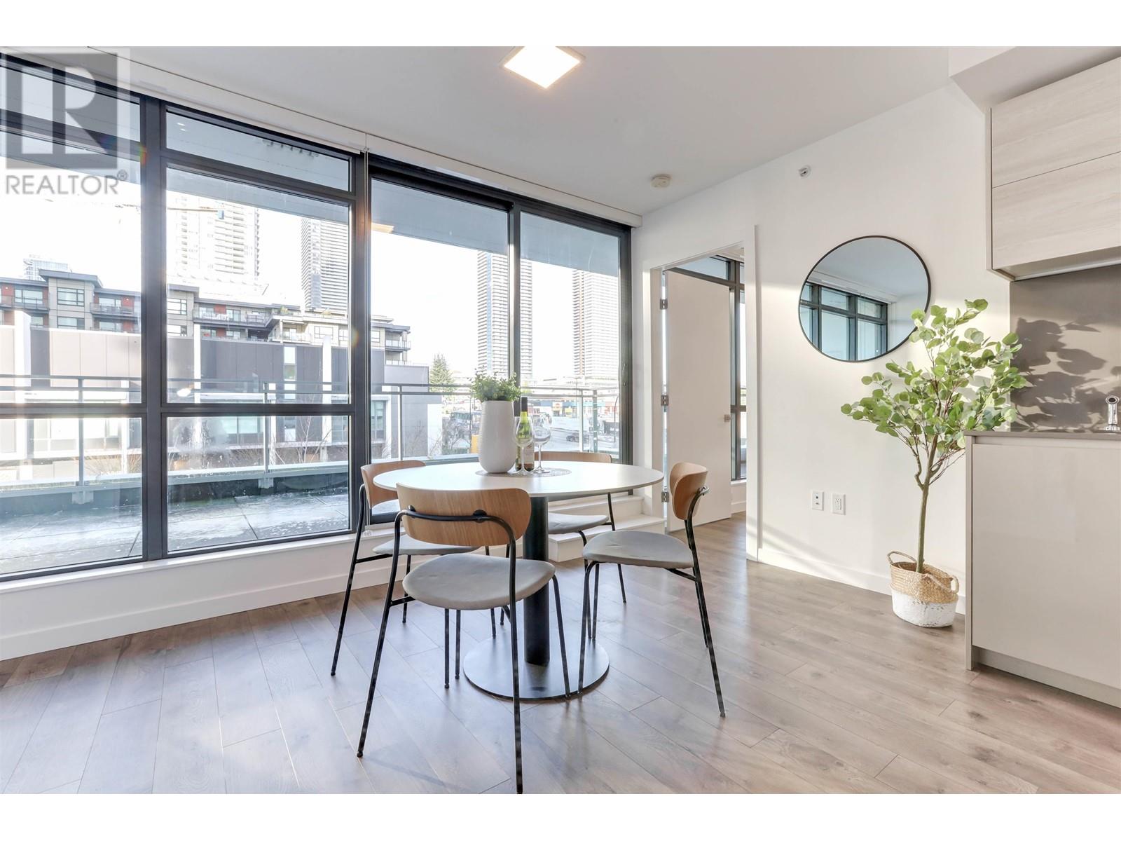 301 4488 Juneau Street, Burnaby, British Columbia  V5C 0M4 - Photo 8 - R2841687