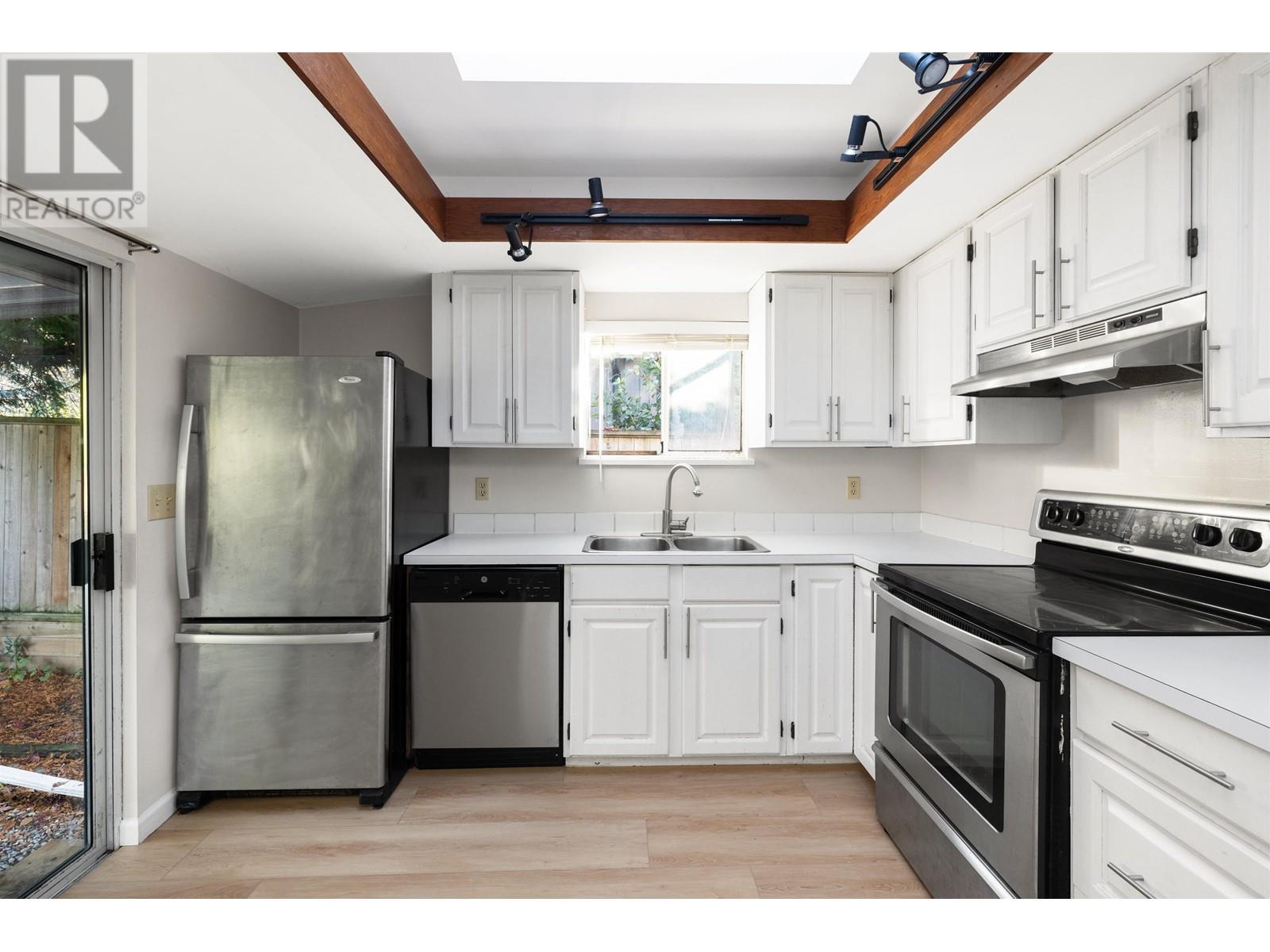 2391 Kings Avenue, West Vancouver, British Columbia  V7V 2C3 - Photo 4 - R2841798