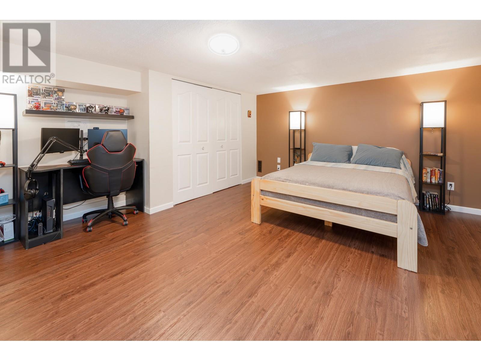 19073 117a Avenue, Pitt Meadows, British Columbia  V3Y 1Y5 - Photo 19 - R2841800