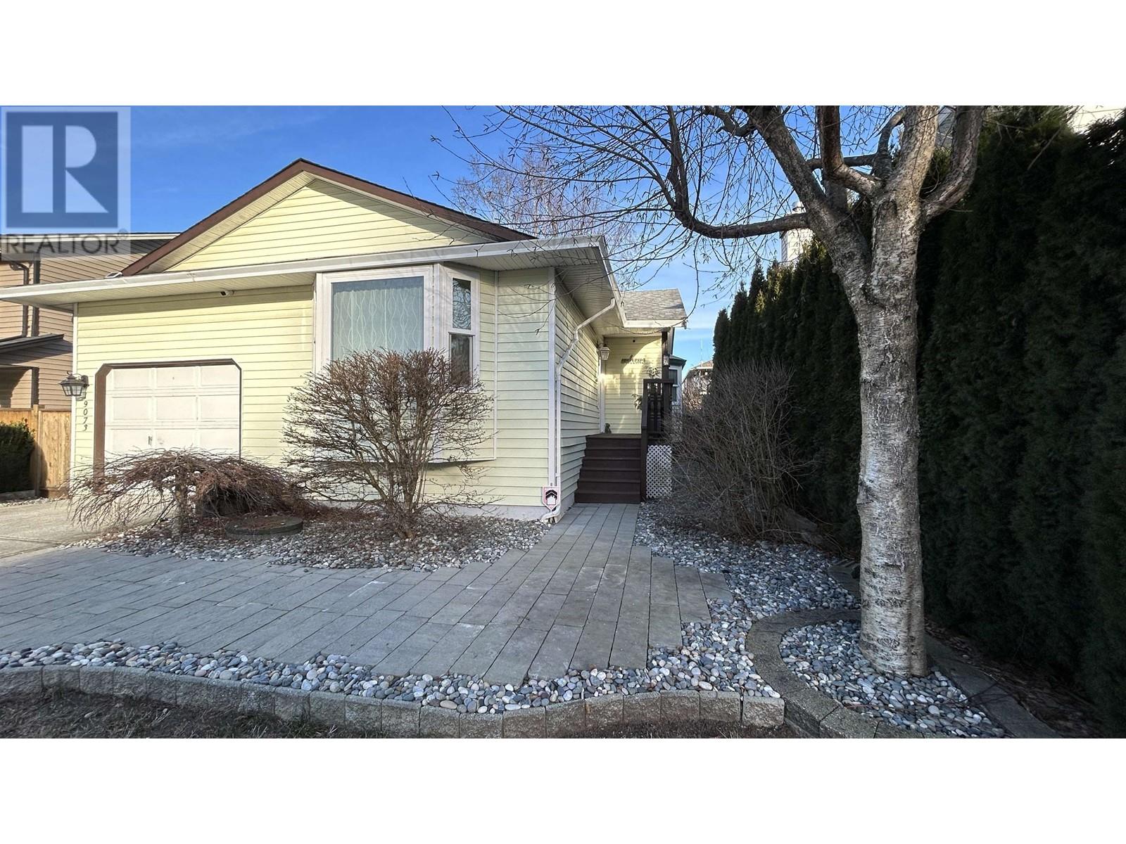 19073 117a Avenue, Pitt Meadows, British Columbia  V3Y 1Y5 - Photo 3 - R2841800