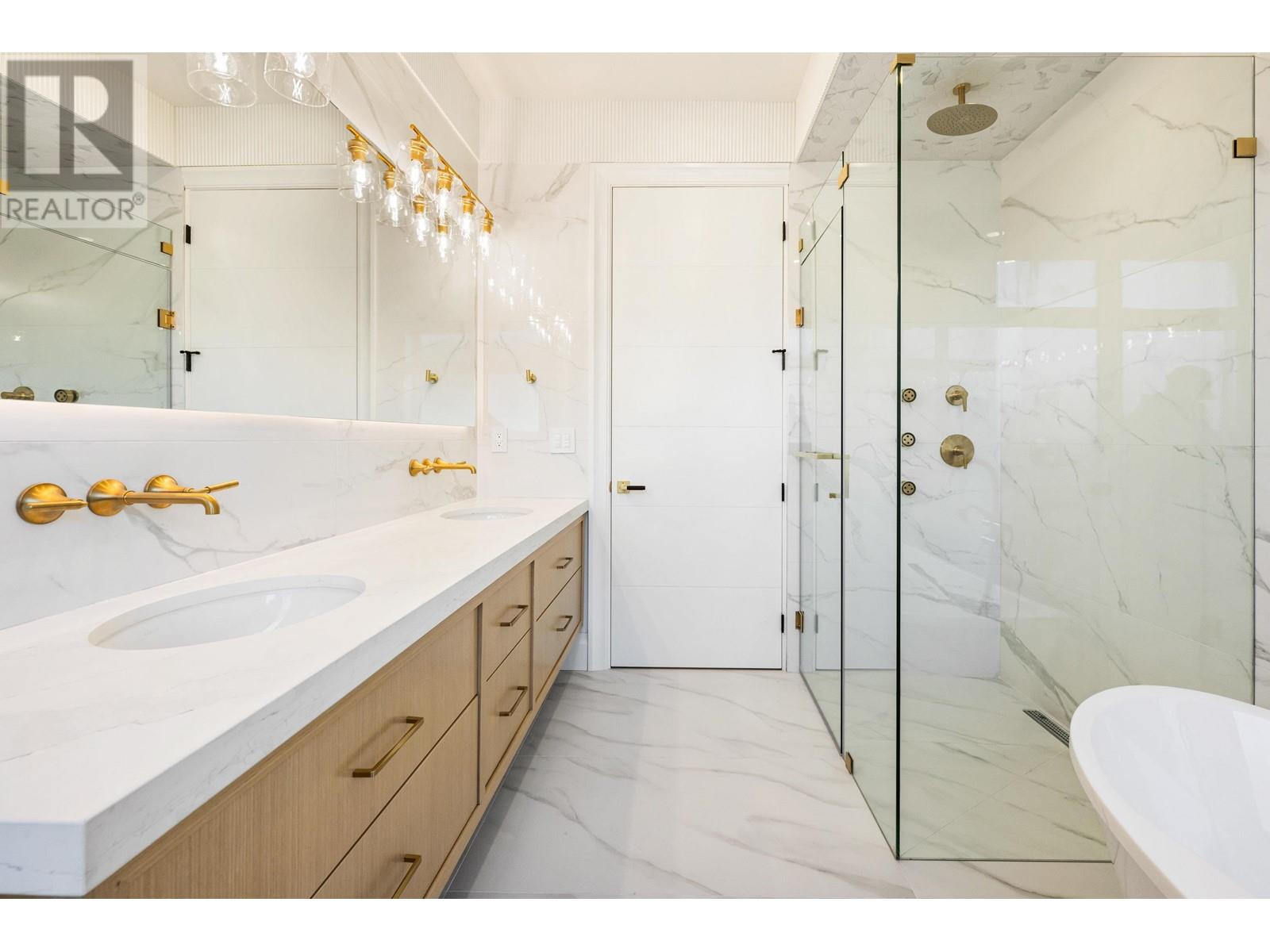 2246 W 20th Avenue, Vancouver, British Columbia  V6L 1G3 - Photo 18 - R2841930