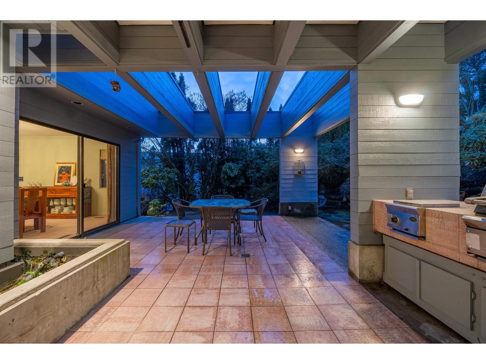 2527 Westhill Drive, West Vancouver, British Columbia  V7S 3A3 - Photo 16 - R2841954