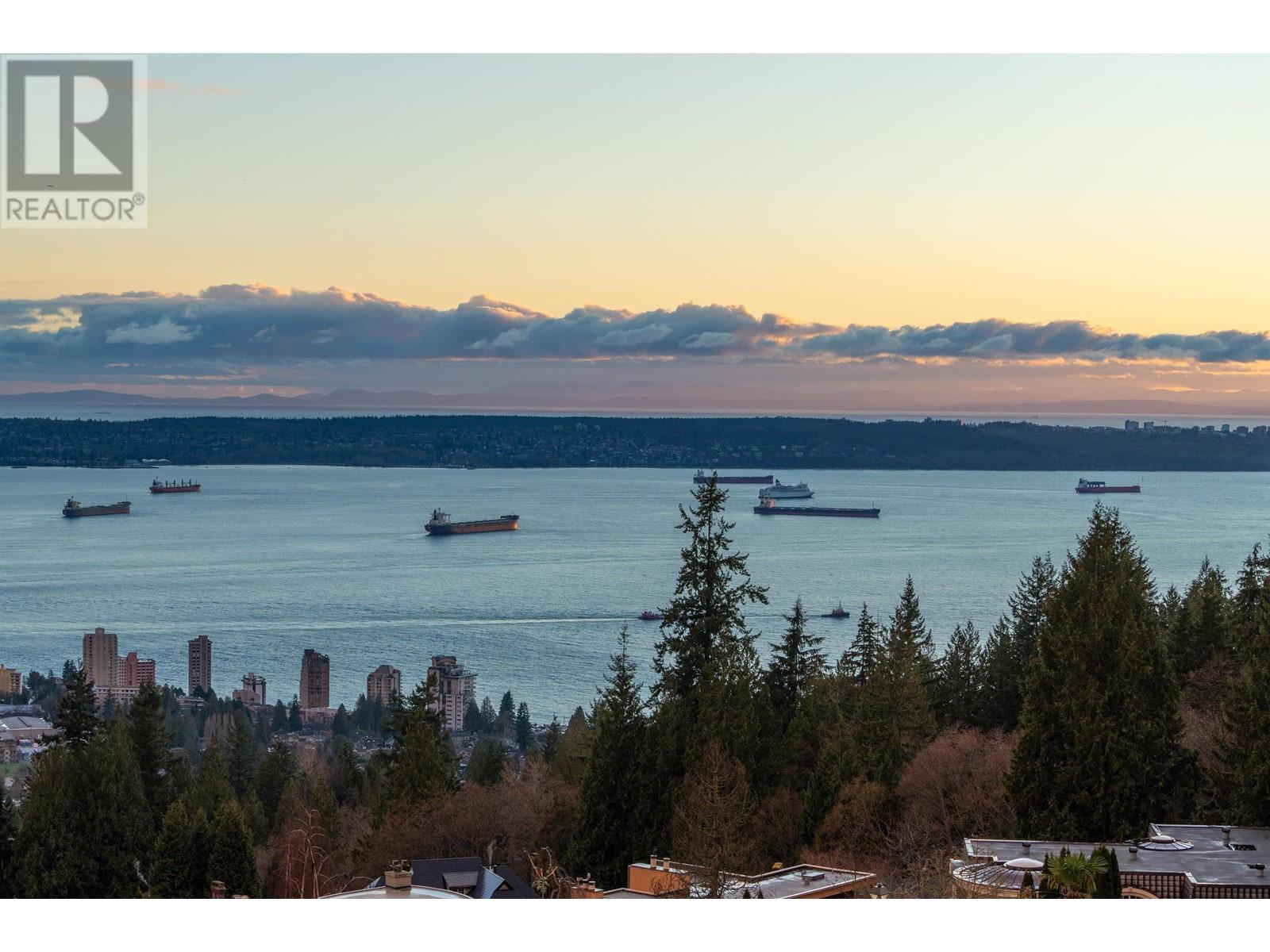 2527 Westhill Drive, West Vancouver, British Columbia  V7S 3A3 - Photo 38 - R2841954