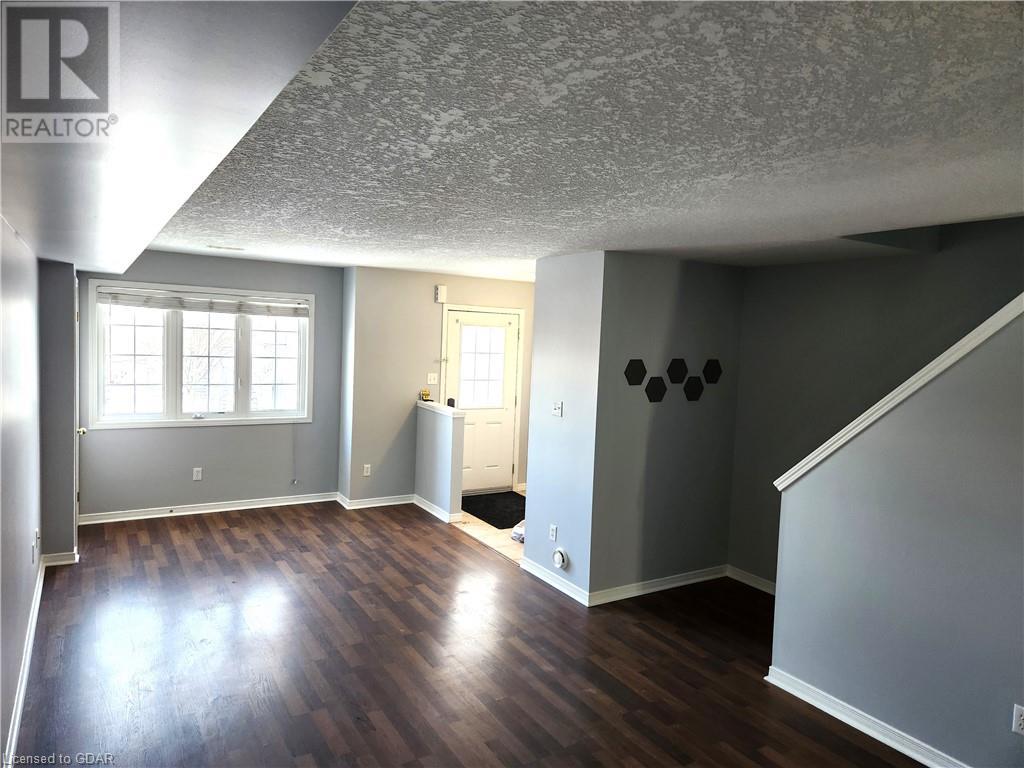 50 Howe Drive Unit# 2b, Kitchener, Ontario  N2E 0A3 - Photo 3 - 40528319