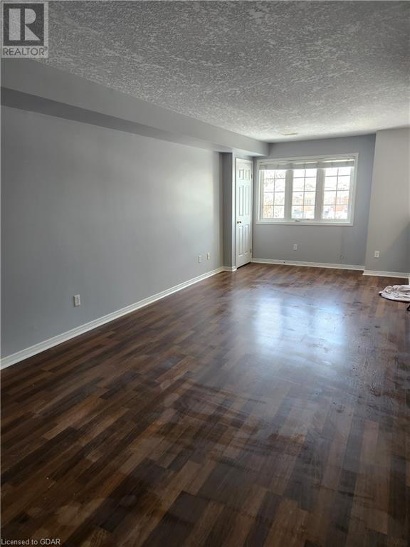 50 Howe Drive Unit# 2b, Kitchener, Ontario  N2E 0A3 - Photo 4 - 40528319