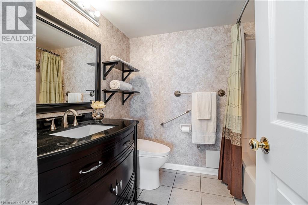 1230 Marlborough Court Unit# 208, Oakville, Ontario  L6H 3K6 - Photo 38 - 40529312