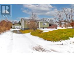 36 Lushs Road, Conception Bay South, Ca