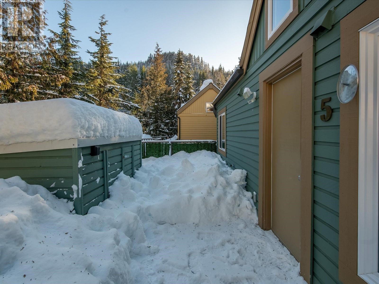 5 2231 Sapporo Drive, Whistler, British Columbia  V8E 0B5 - Photo 14 - R2842011