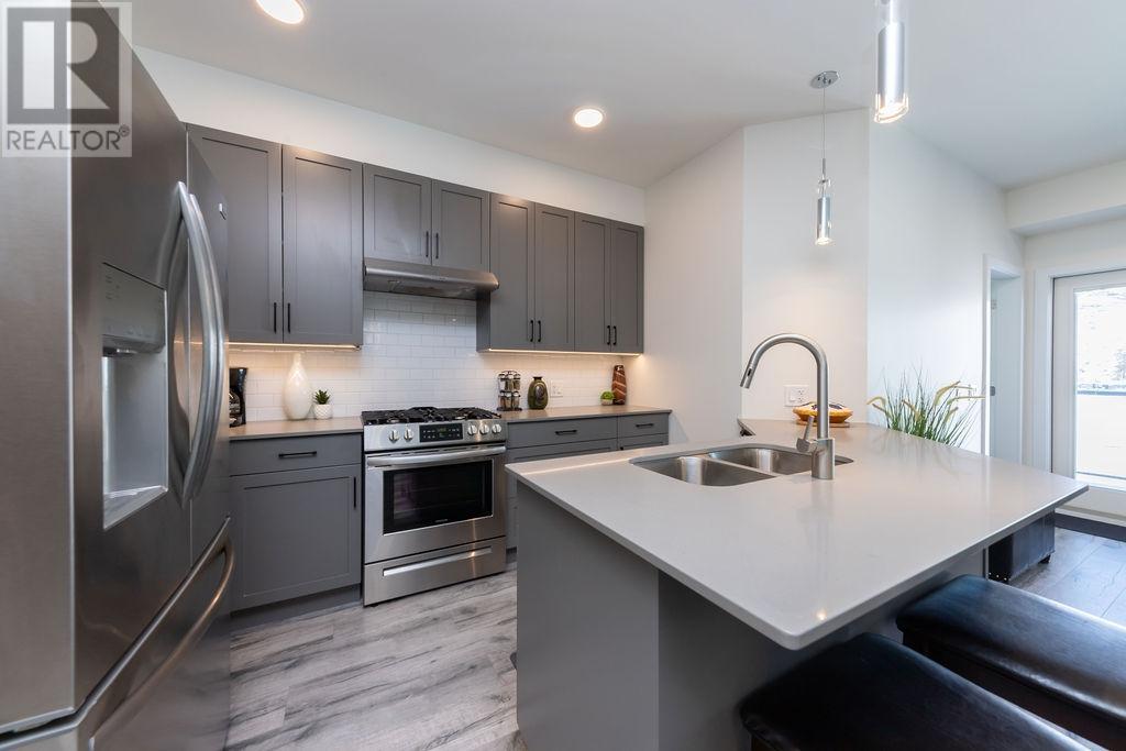 303-651 Dunes Drive, Kamloops, British Columbia   - Photo 3 - 176312