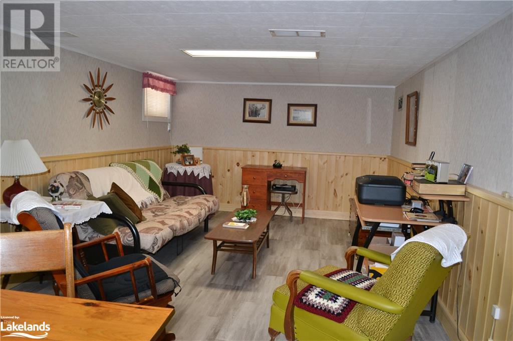 221 Main Street W, Huntsville, Ontario  P1H 1Y1 - Photo 4 - 40529755