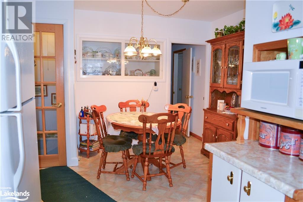 221 Main Street W, Huntsville, Ontario  P1H 1Y1 - Photo 7 - 40529755