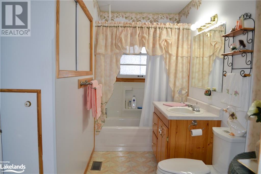 221 Main Street W, Huntsville, Ontario  P1H 1Y1 - Photo 16 - 40529755