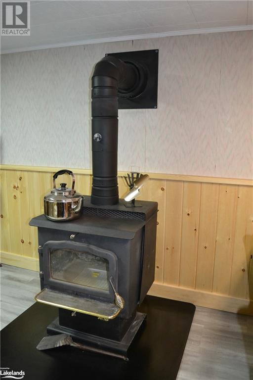 221 Main Street W, Huntsville, Ontario  P1H 1Y1 - Photo 3 - 40529755