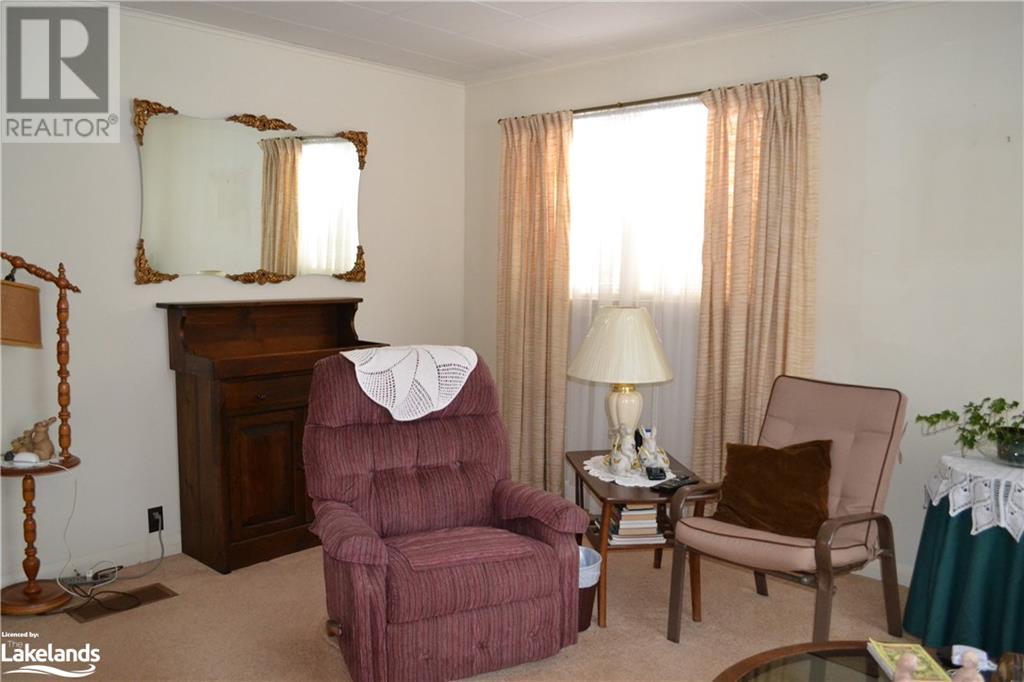 221 Main Street W, Huntsville, Ontario  P1H 1Y1 - Photo 20 - 40529755